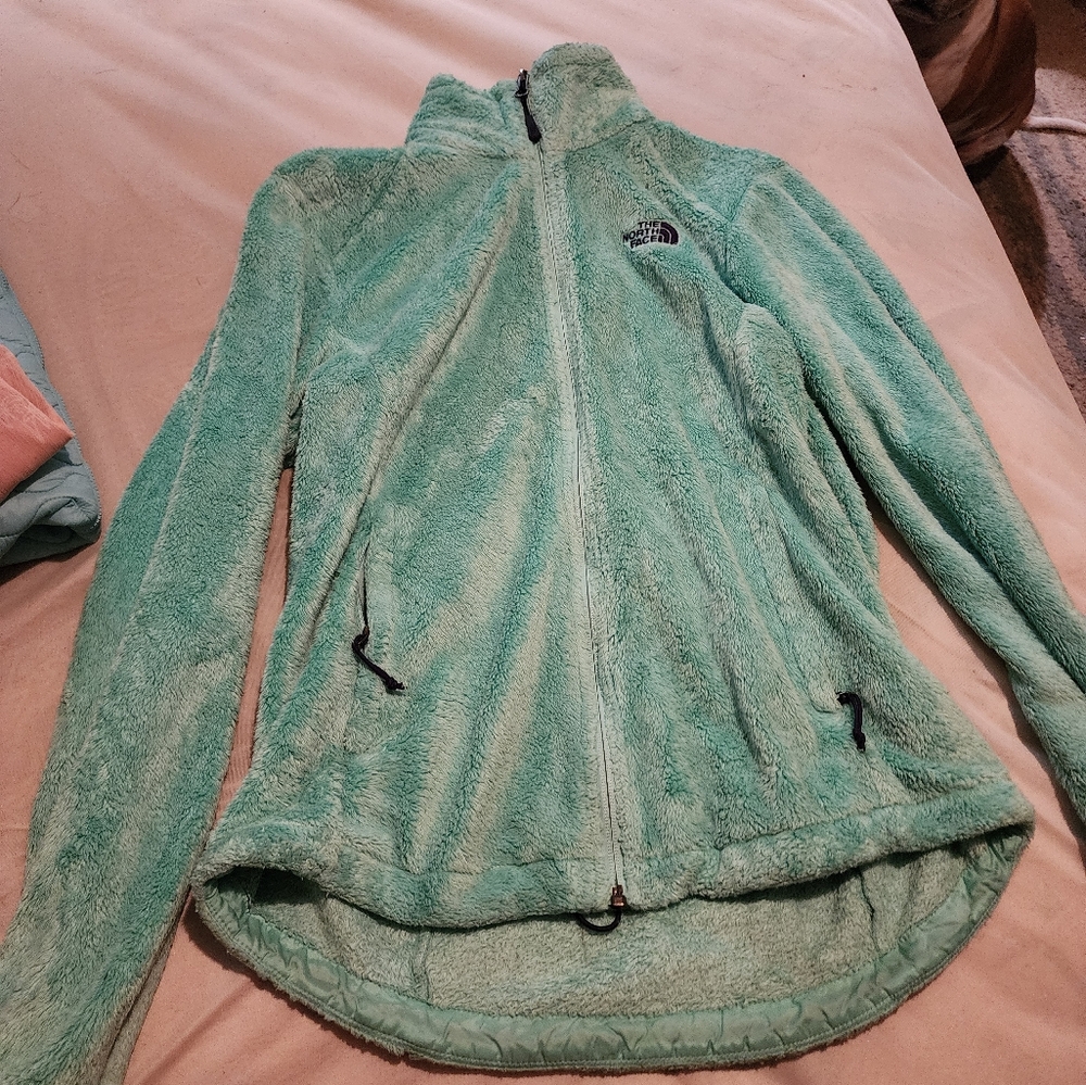 North face fuzzy jacket